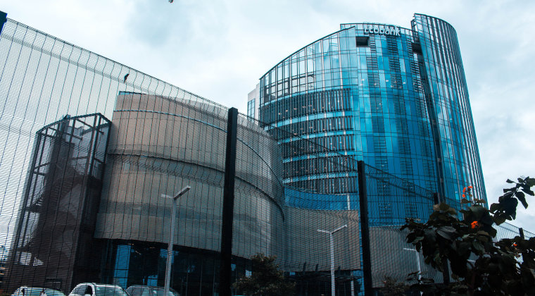 Jak prawidłowo kupić ubezpieczenie z cesją na bank?