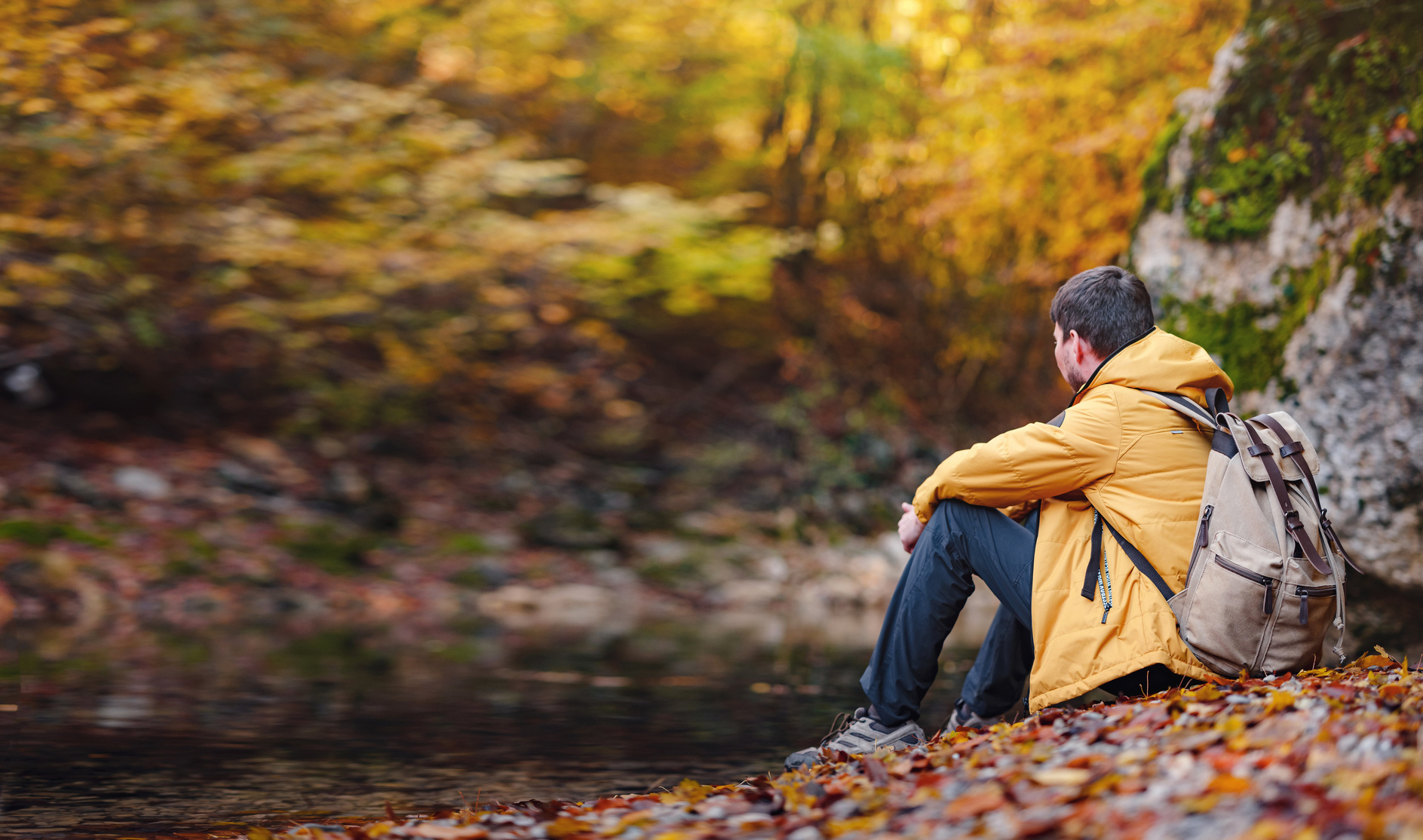 Co spakować na jesienny wyjazd w Polsce – warstwy, pogoda i gadżety Co spakować na jesienny wyjazd w Polsce – warstwy, pogoda i gadżety